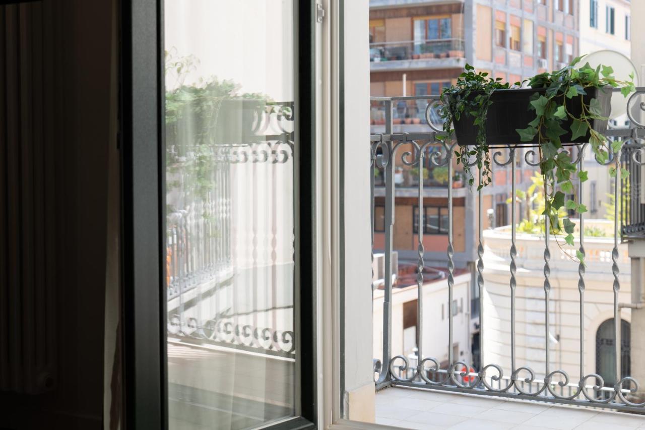Relais Palazzo Olimpia - Corso Vittorio Emanuele Appartement Salerno Buitenkant foto