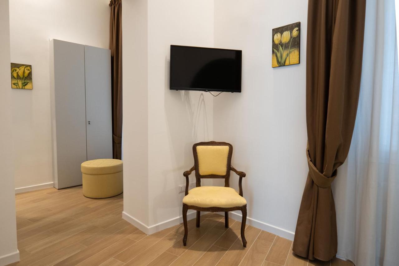 Relais Palazzo Olimpia - Corso Vittorio Emanuele Appartement Salerno Buitenkant foto