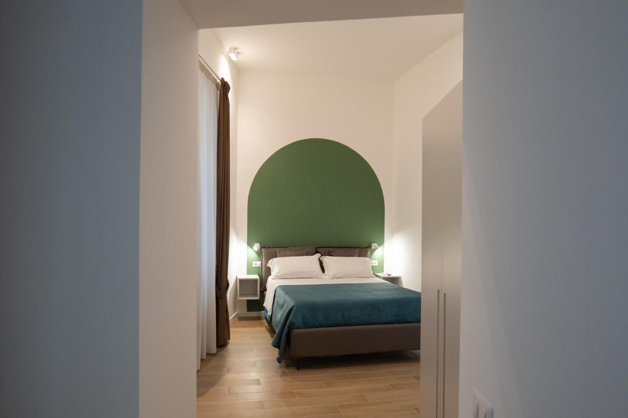 Relais Palazzo Olimpia - Corso Vittorio Emanuele Appartement Salerno Buitenkant foto