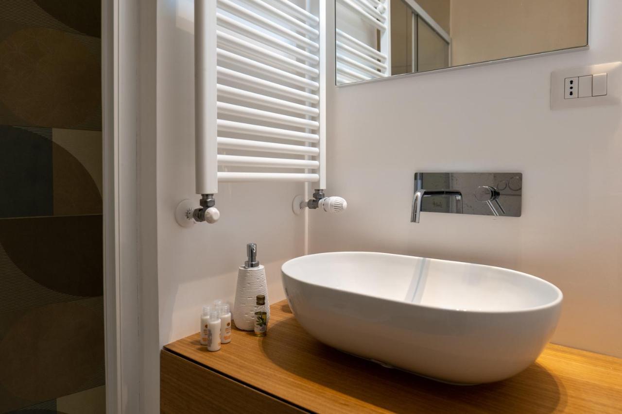 Relais Palazzo Olimpia - Corso Vittorio Emanuele Appartement Salerno Buitenkant foto