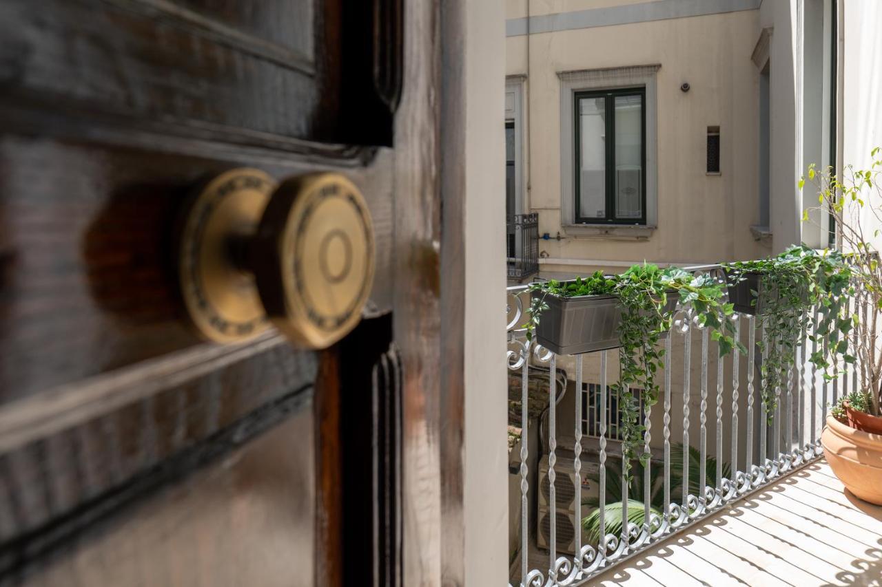 Relais Palazzo Olimpia - Corso Vittorio Emanuele Appartement Salerno Buitenkant foto
