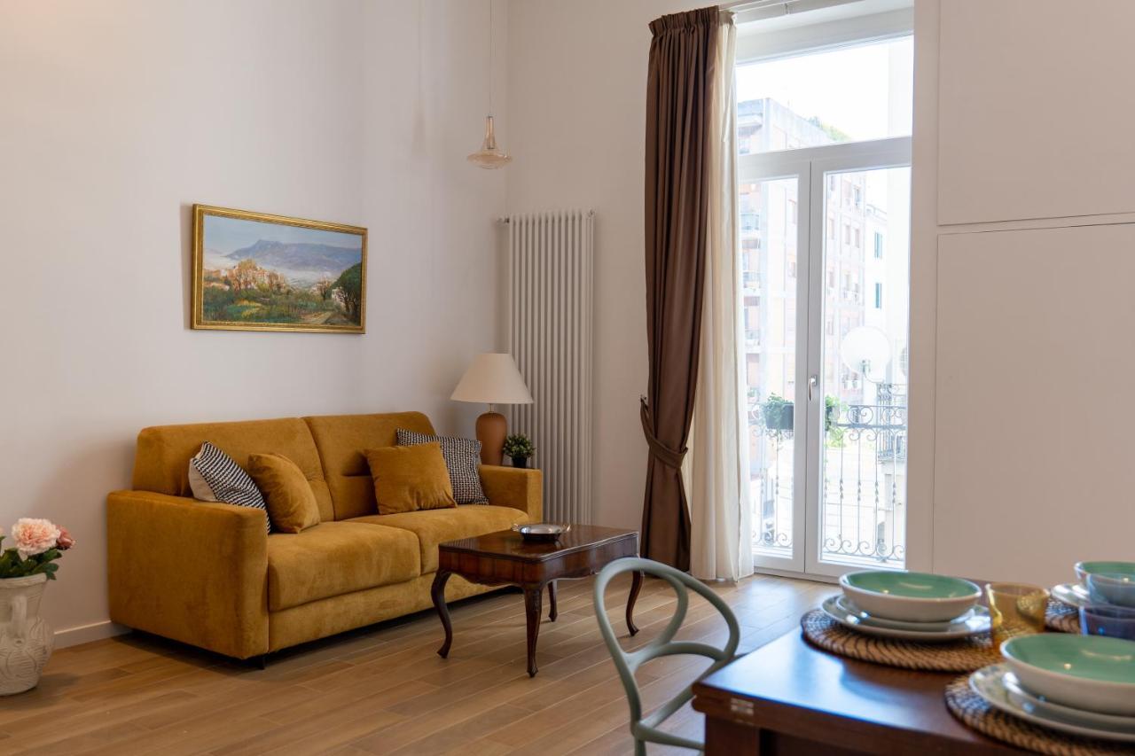 Relais Palazzo Olimpia - Corso Vittorio Emanuele Appartement Salerno Buitenkant foto
